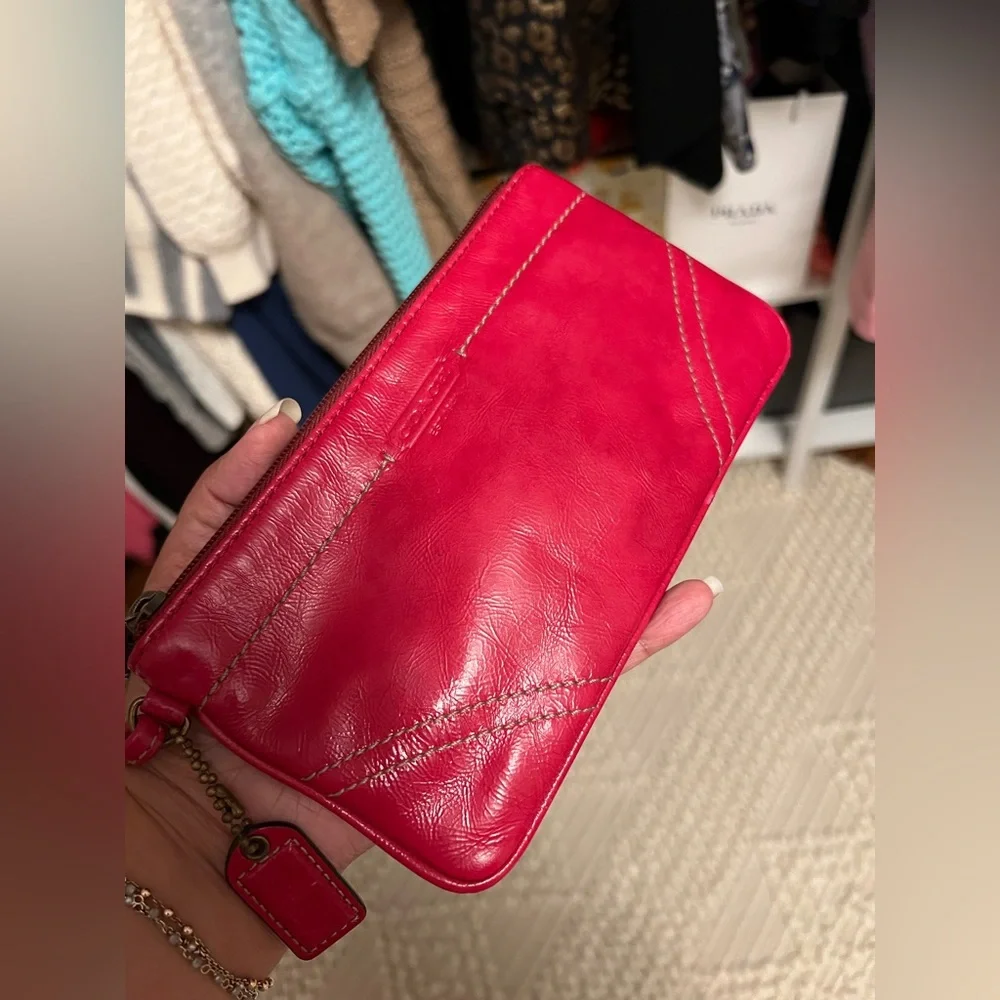 Coach 1941 Magenta Leather Clutch✨
